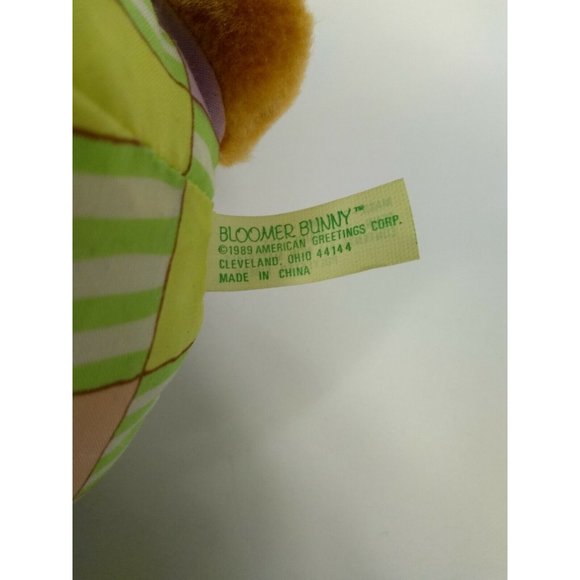 Vintage 1989 Bloomer Bunny Rabbit Plushie Stuffed Animal w/Blank- A Hug For Card - Picture 9 of 11